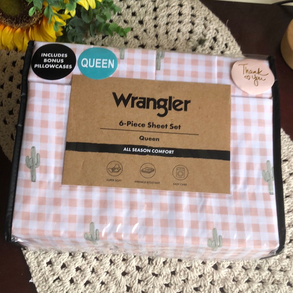 Wrangler Pink Gingham QUEEN Sheet Set with Cactus Accents